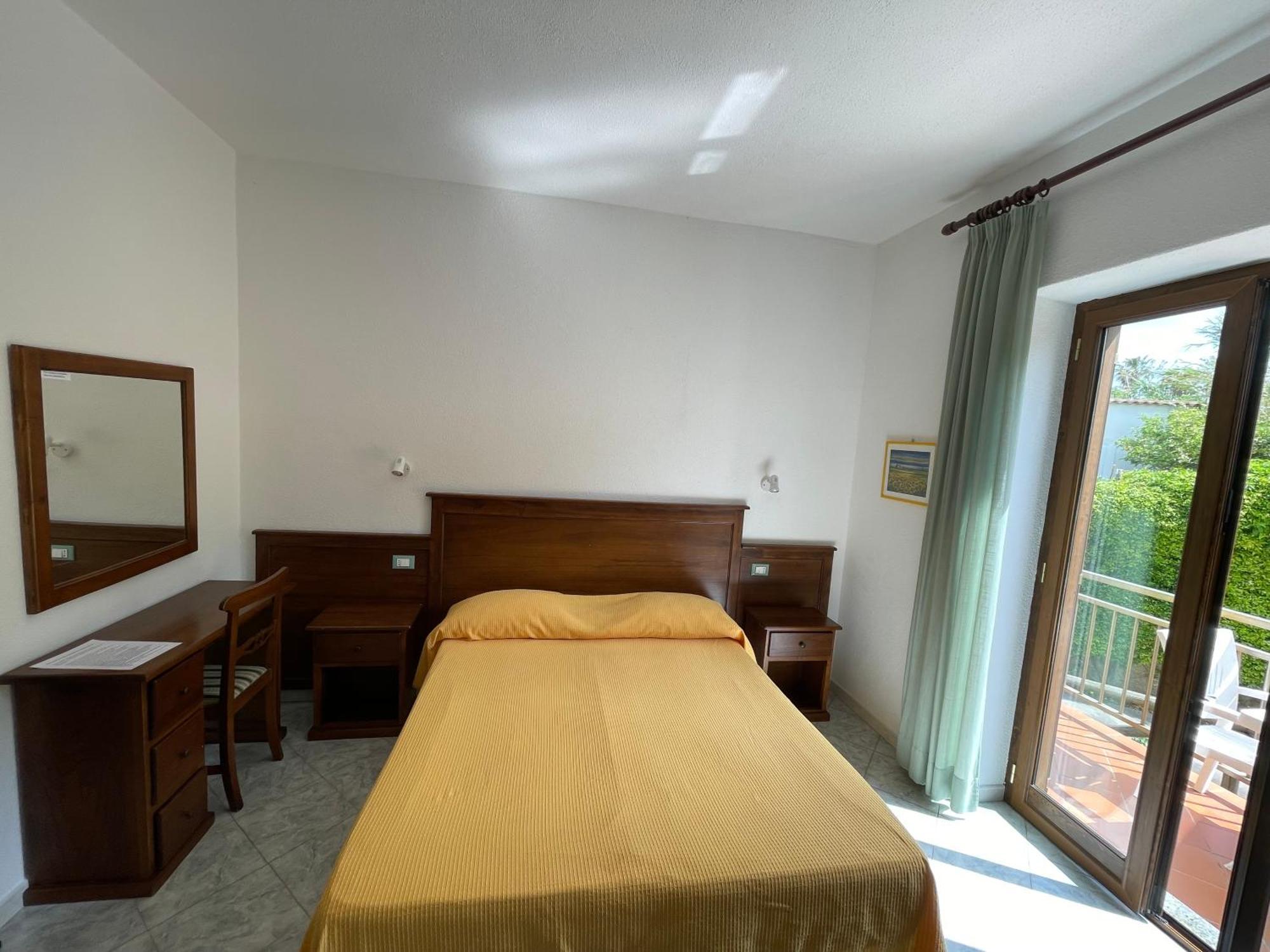 Residence Andrea A Mare Forio di Ischia 外观 照片